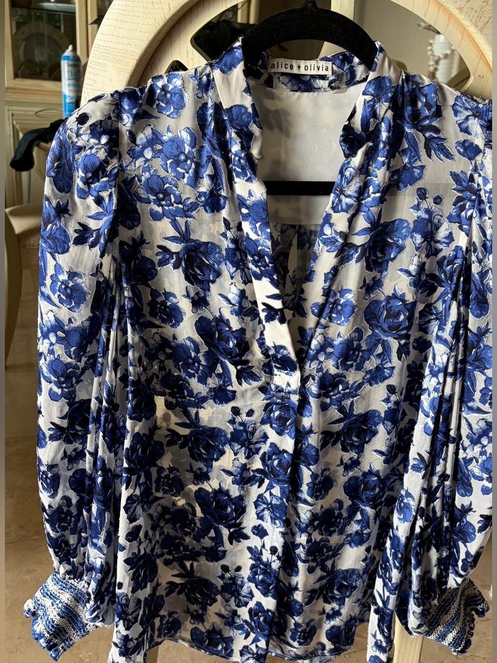 Alice + Olivia Blue Floral Silk Blend Blouse women’s Size XS